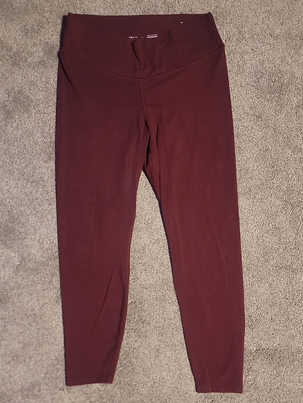 Old Navy Women's Burgundy Go Dry  High-Waist Leggings